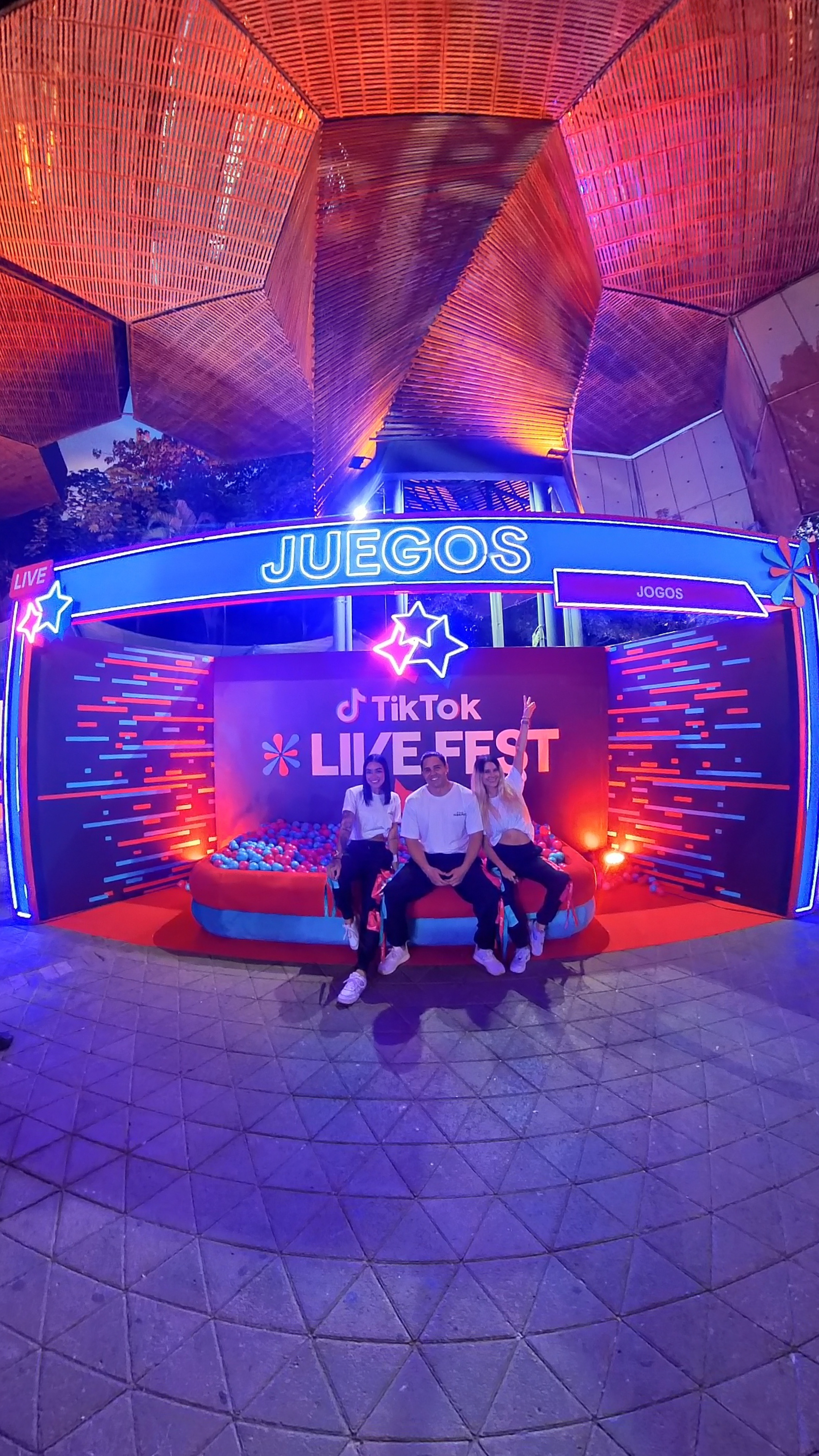 Zona de juegos del evento TikTok Like Fest