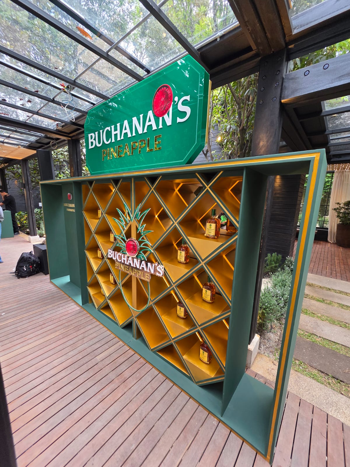 Exhibidor de licor Buchanan's Pineapple